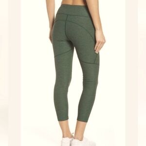 Outdoor Voices Heather Green Cropped High Rise Legging Size Large